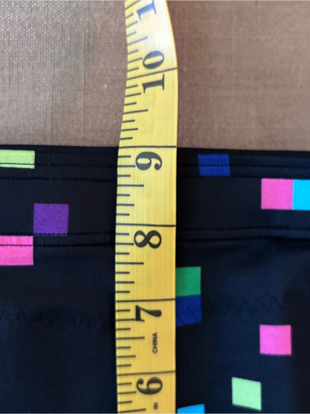 CW-X Pixel Print Compression Leggings Size M Y2K Retro Athletic - Picture 7 of 8